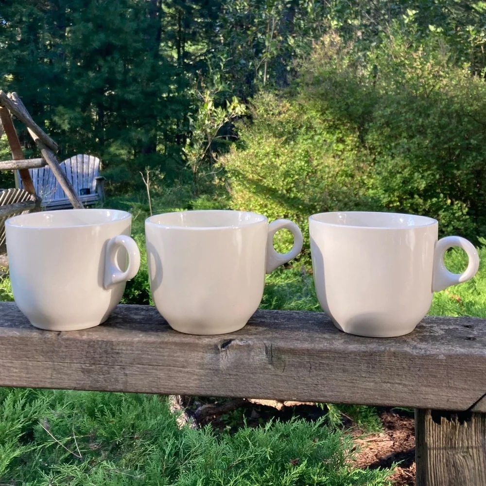 MCM Cups Vintage Mugs USA Set of 4 Retro Coffee Cappuccino Espresso White